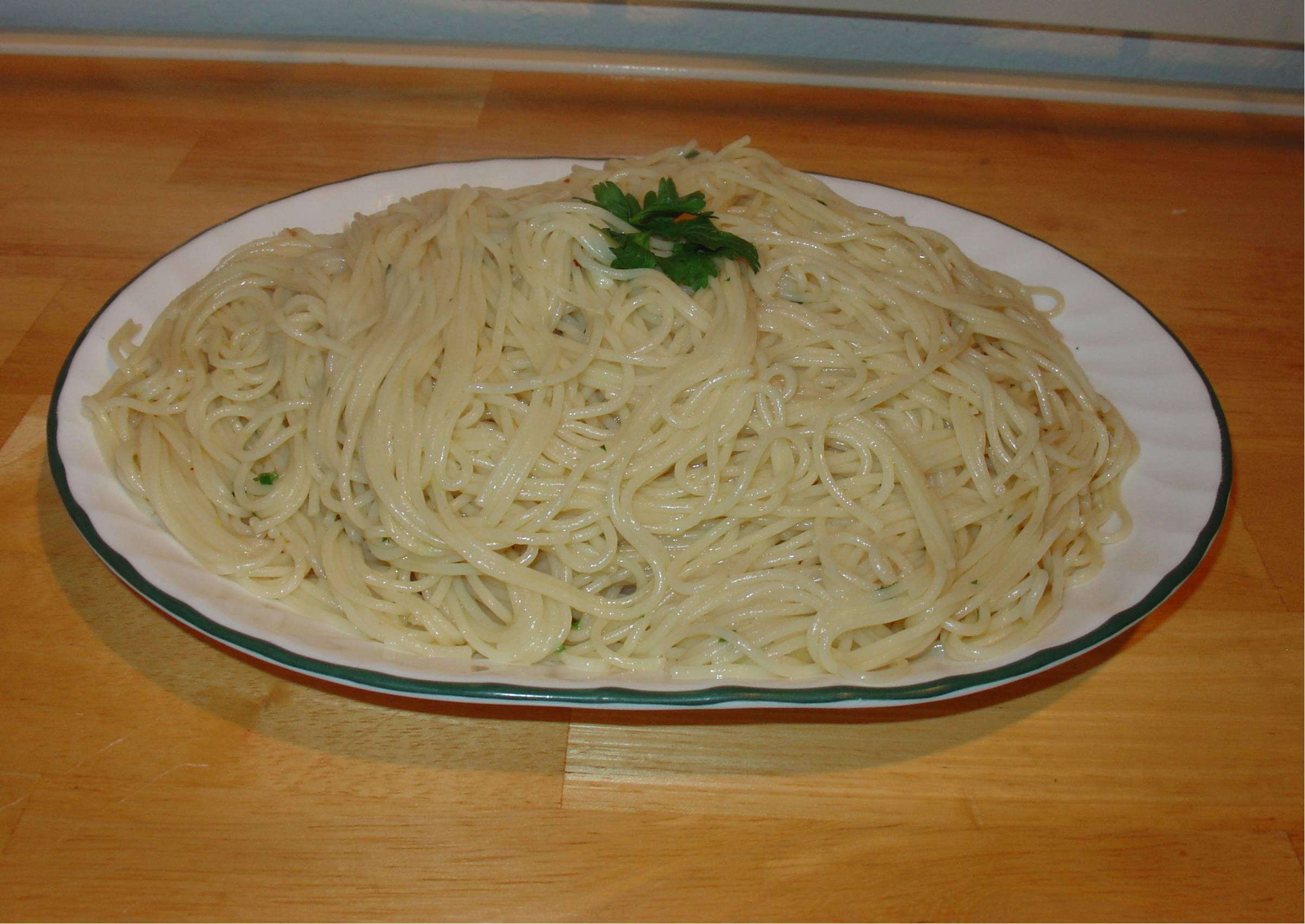 Spaghetti with Olive Oil and Garlic
