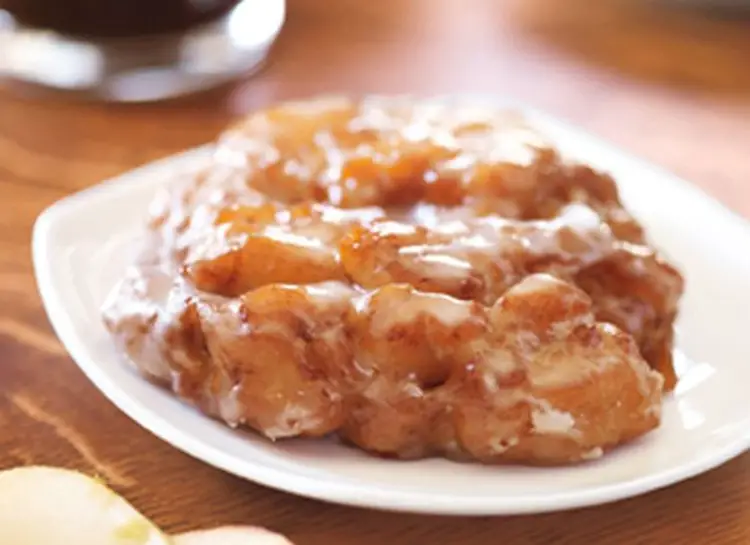 Mom’s Amazing Apple Fritters